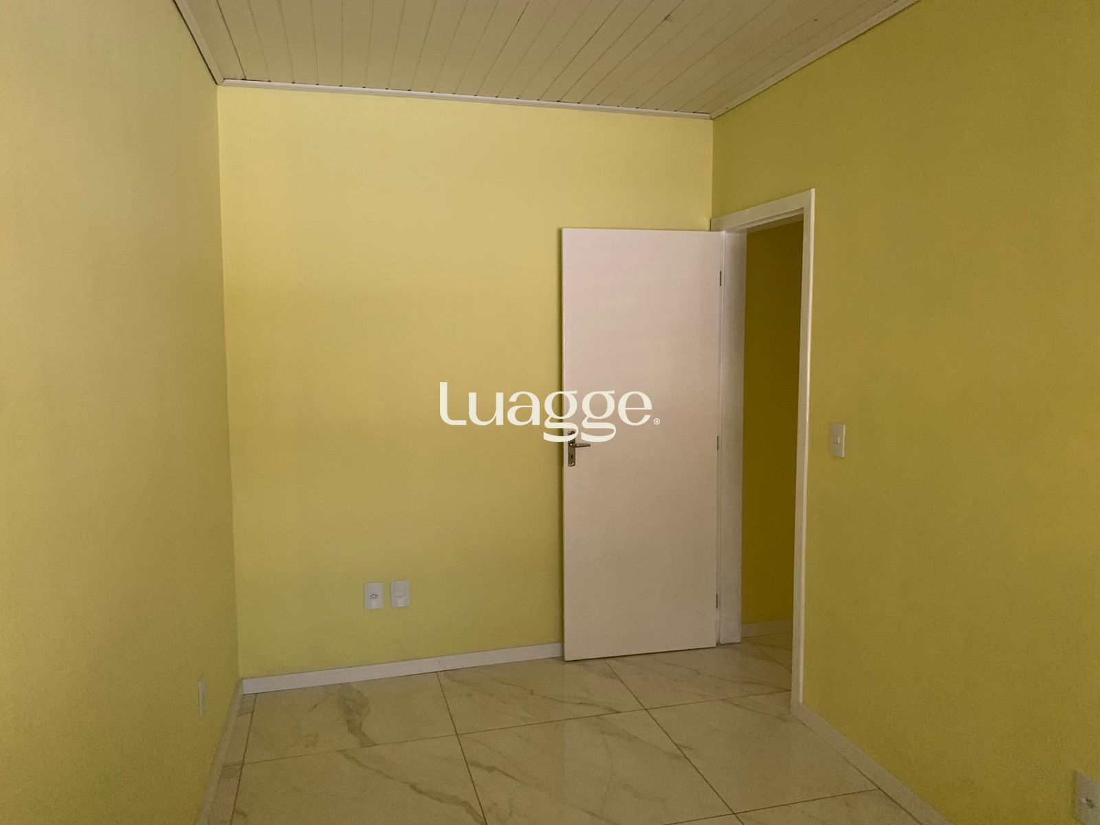 Casa à venda com 3 quartos, 54m² - Foto 12