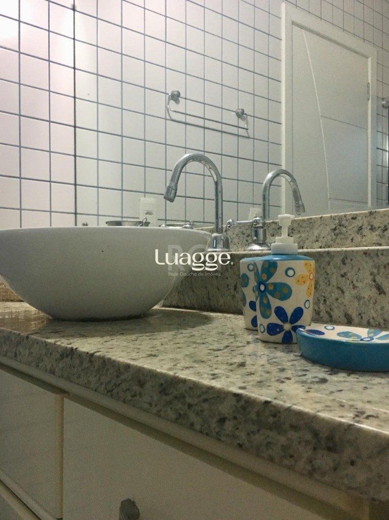 Casa à venda com 5 quartos, 243m² - Foto 26