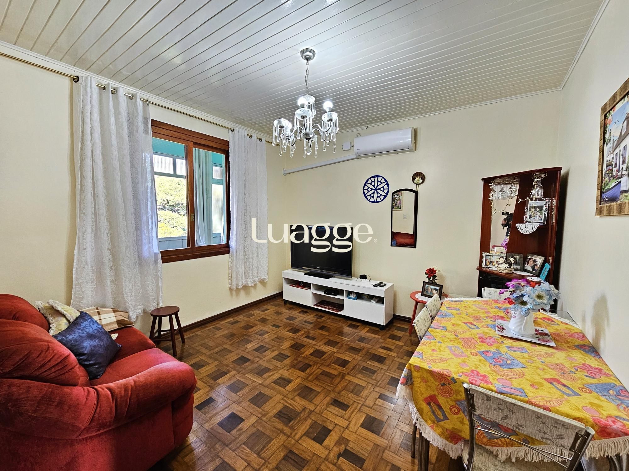 Apartamento à venda com 2 quartos, 67m² - Foto 2