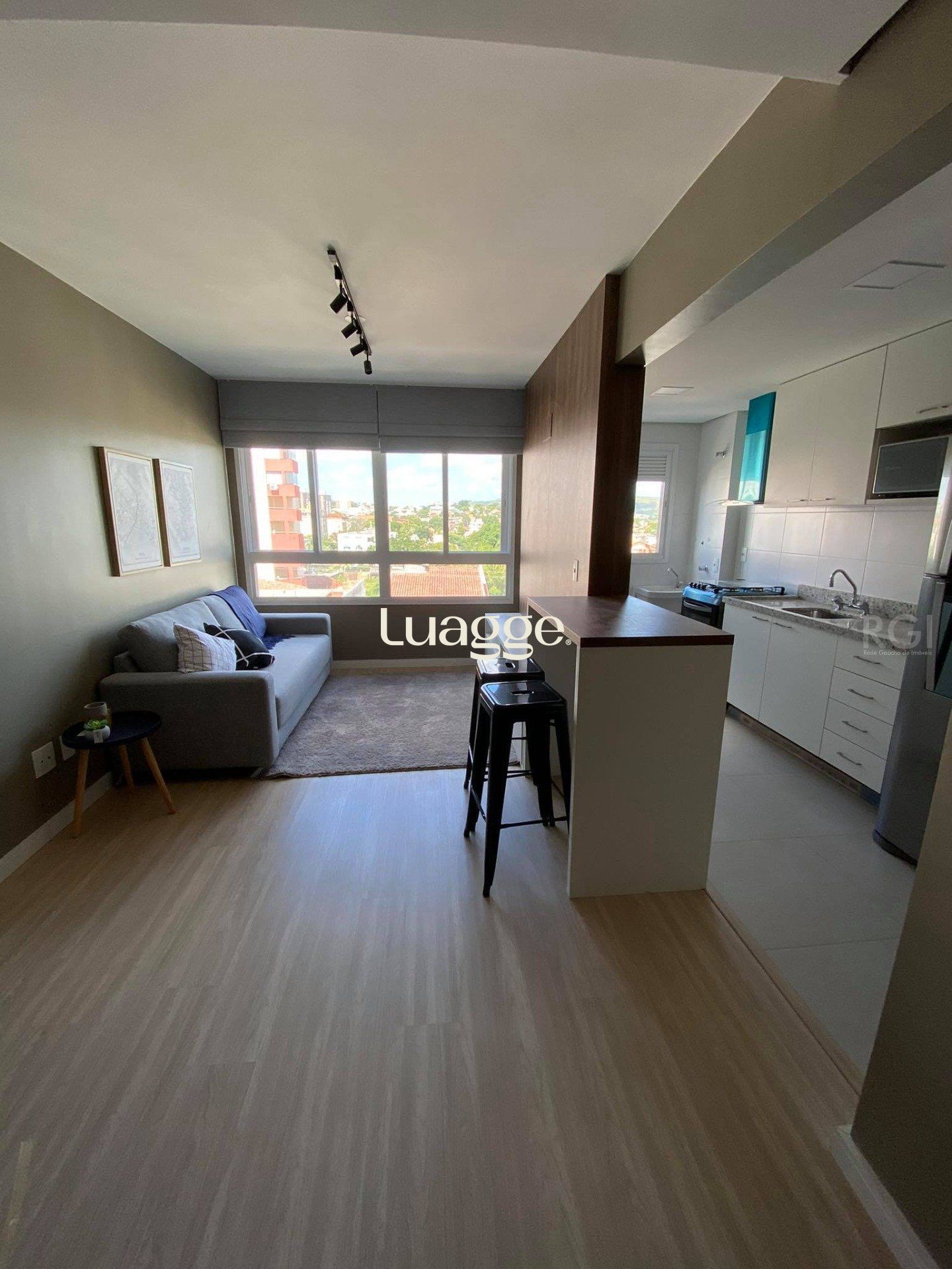 Apartamento à venda com 2 quartos, 65m² - Foto 4