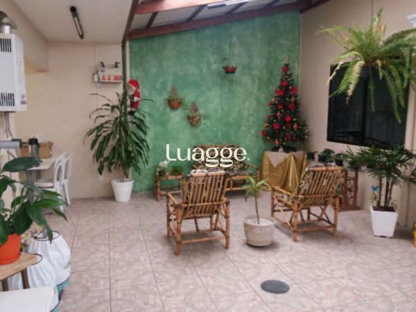 Casa à venda com 2 quartos, 436m² - Foto 12