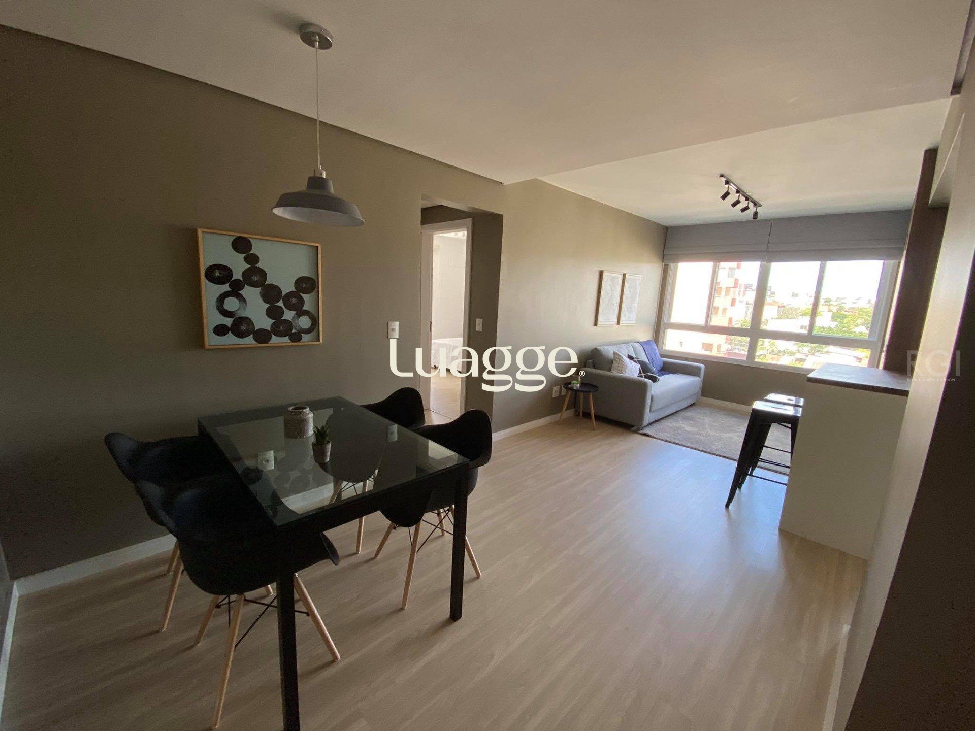 Apartamento à venda com 2 quartos, 65m² - Foto 3