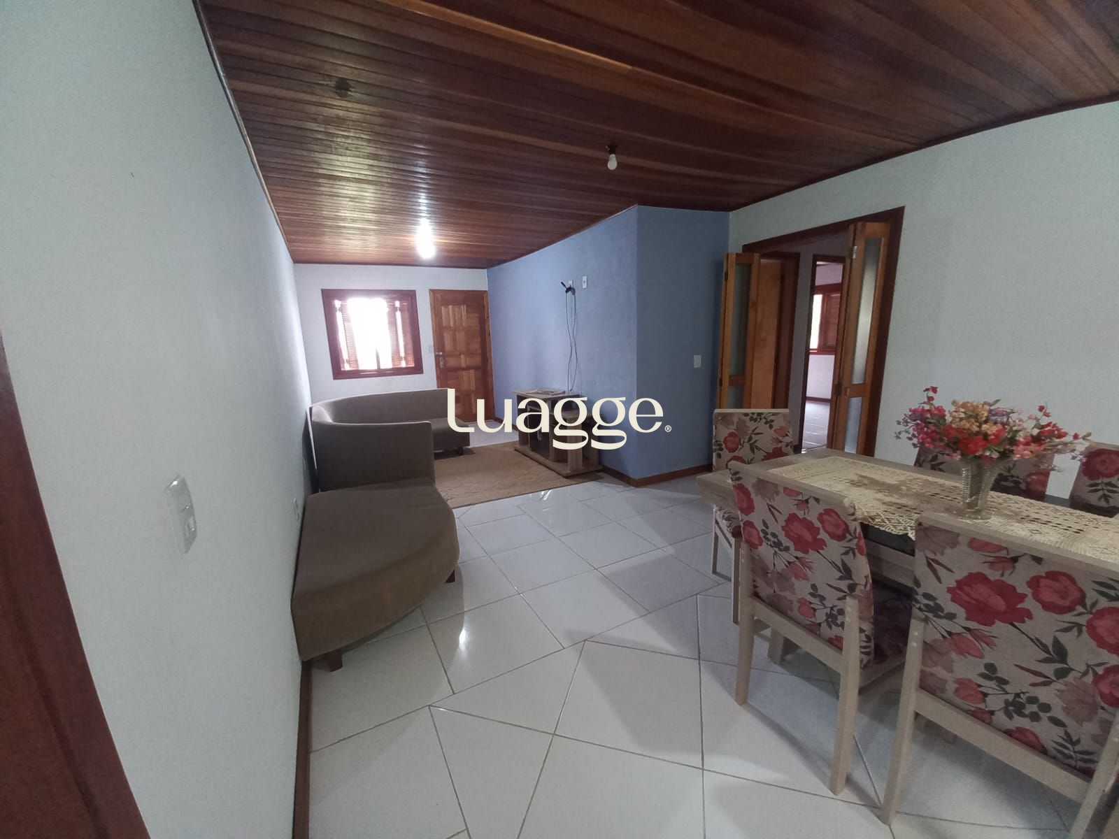 Casa de Condomínio à venda com 3 quartos, 146m² - Foto 1