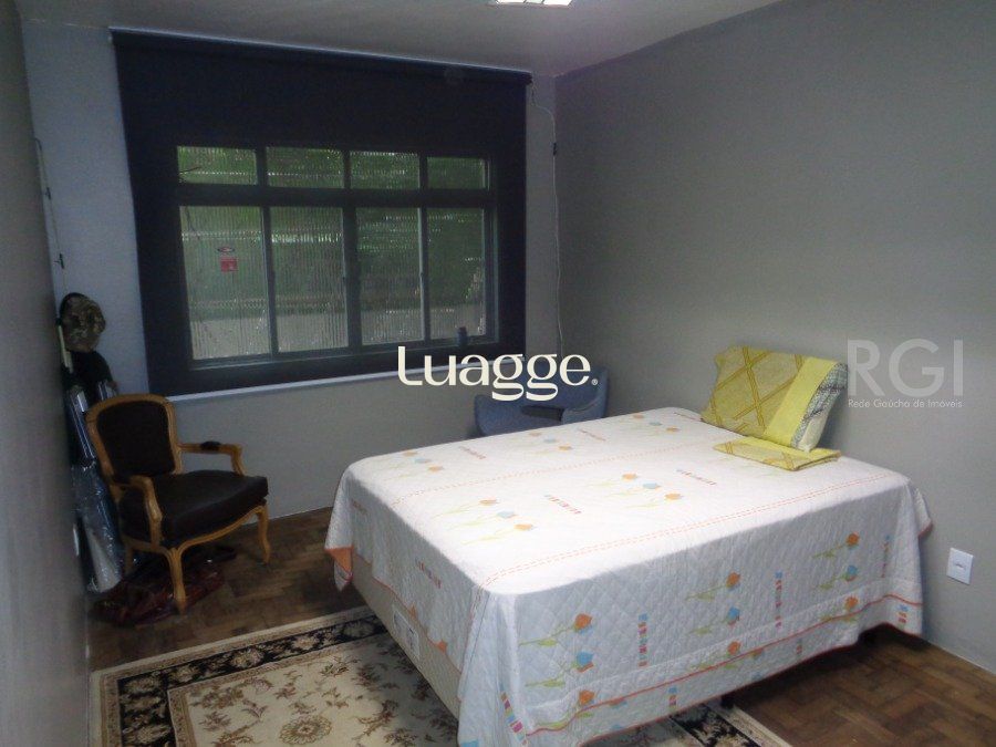 Casa à venda com 3 quartos, 202m² - Foto 7
