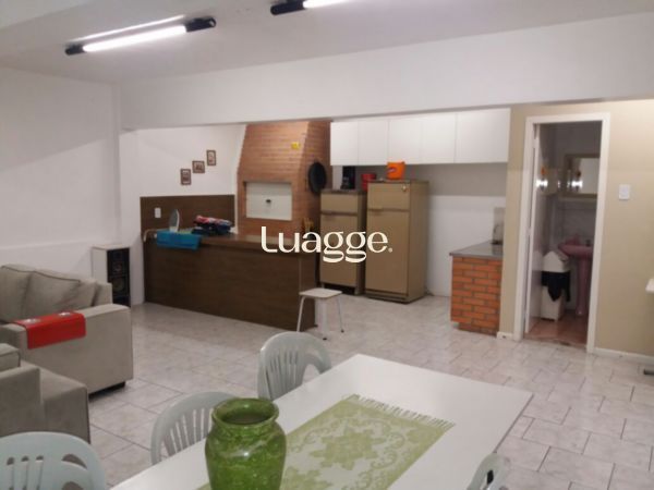 Casa à venda com 2 quartos, 436m² - Foto 14