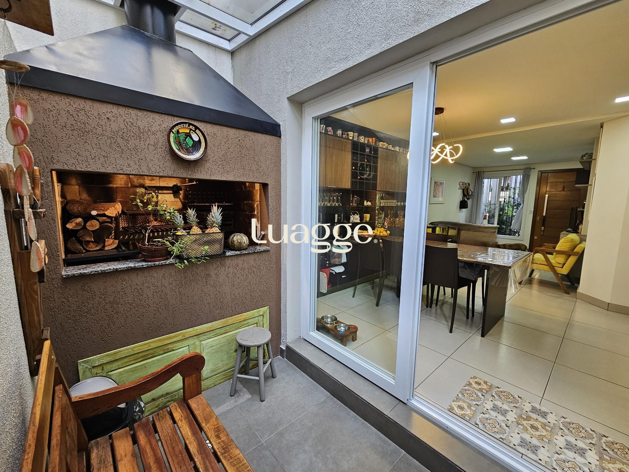 Casa de Condomínio à venda com 3 quartos, 104m² - Foto 1