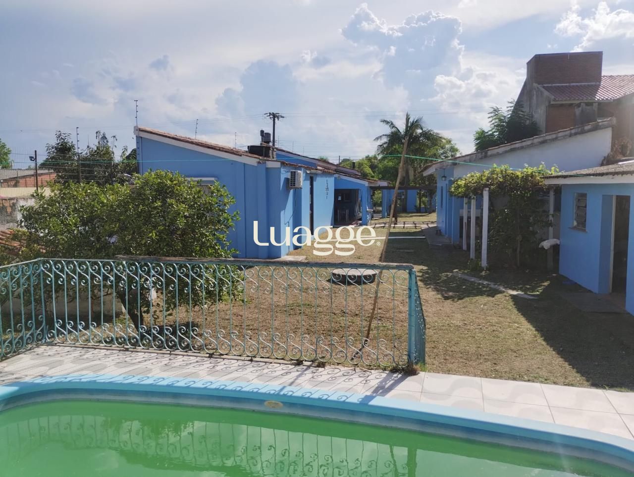Casa à venda com 3 quartos, 242m² - Foto 7