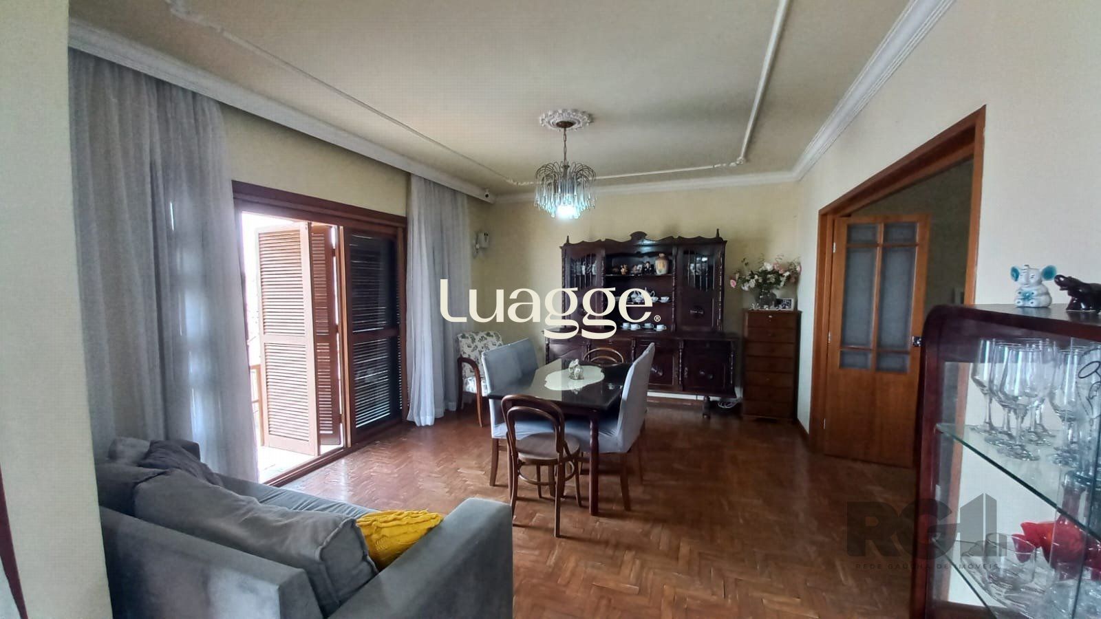Casa à venda com 3 quartos, 469m² - Foto 1