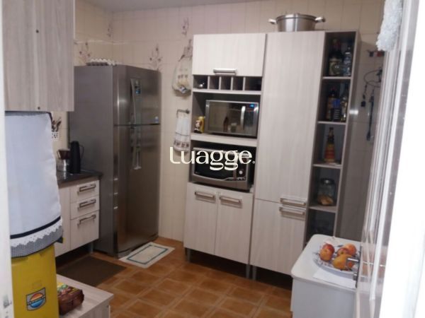Casa à venda com 2 quartos, 436m² - Foto 17