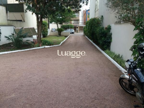 Casa à venda com 2 quartos, 436m² - Foto 7