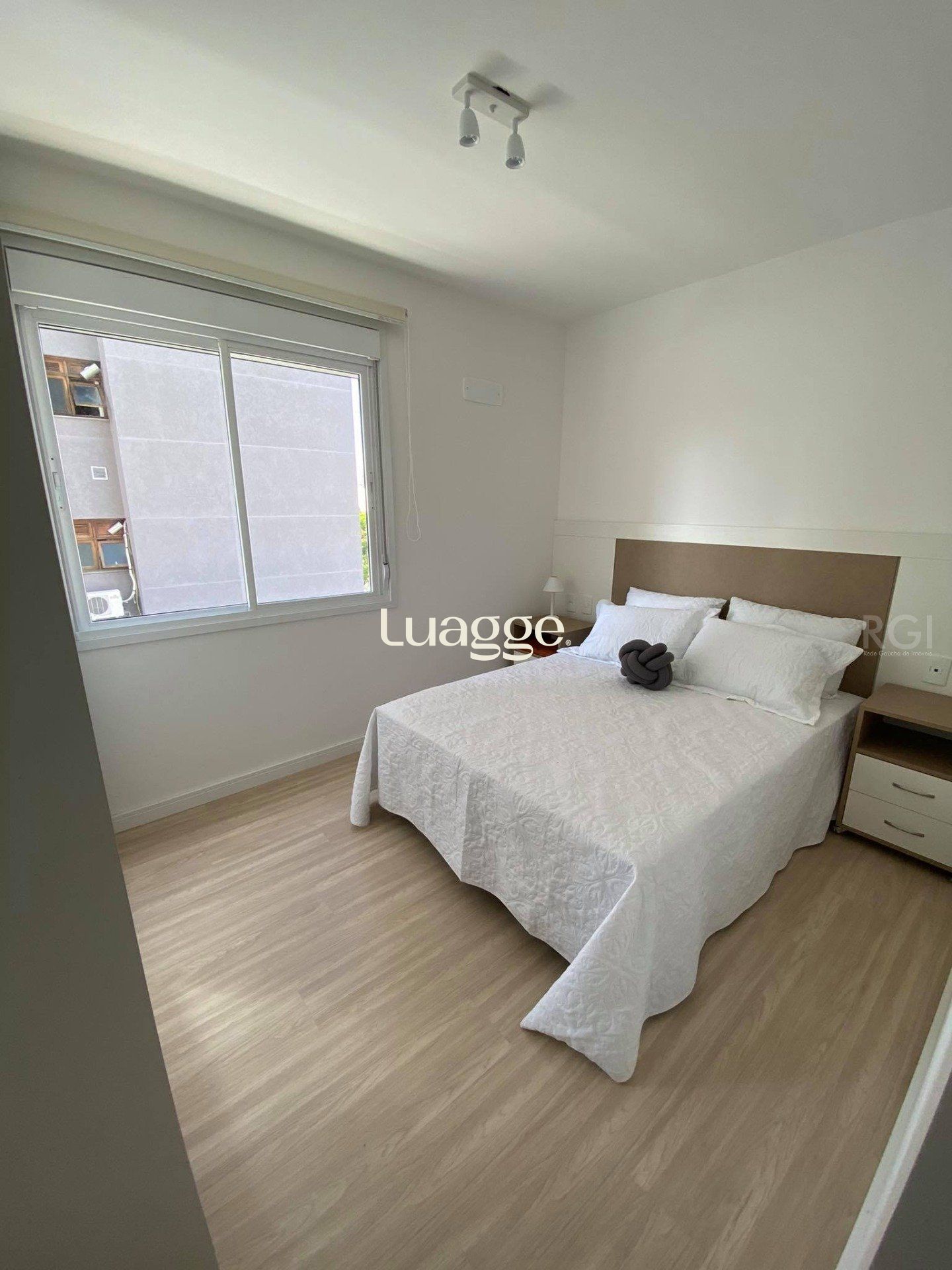 Apartamento à venda com 2 quartos, 65m² - Foto 8