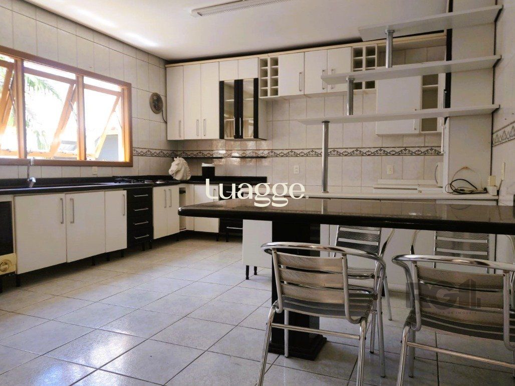 Casa à venda com 3 quartos, 277m² - Foto 22