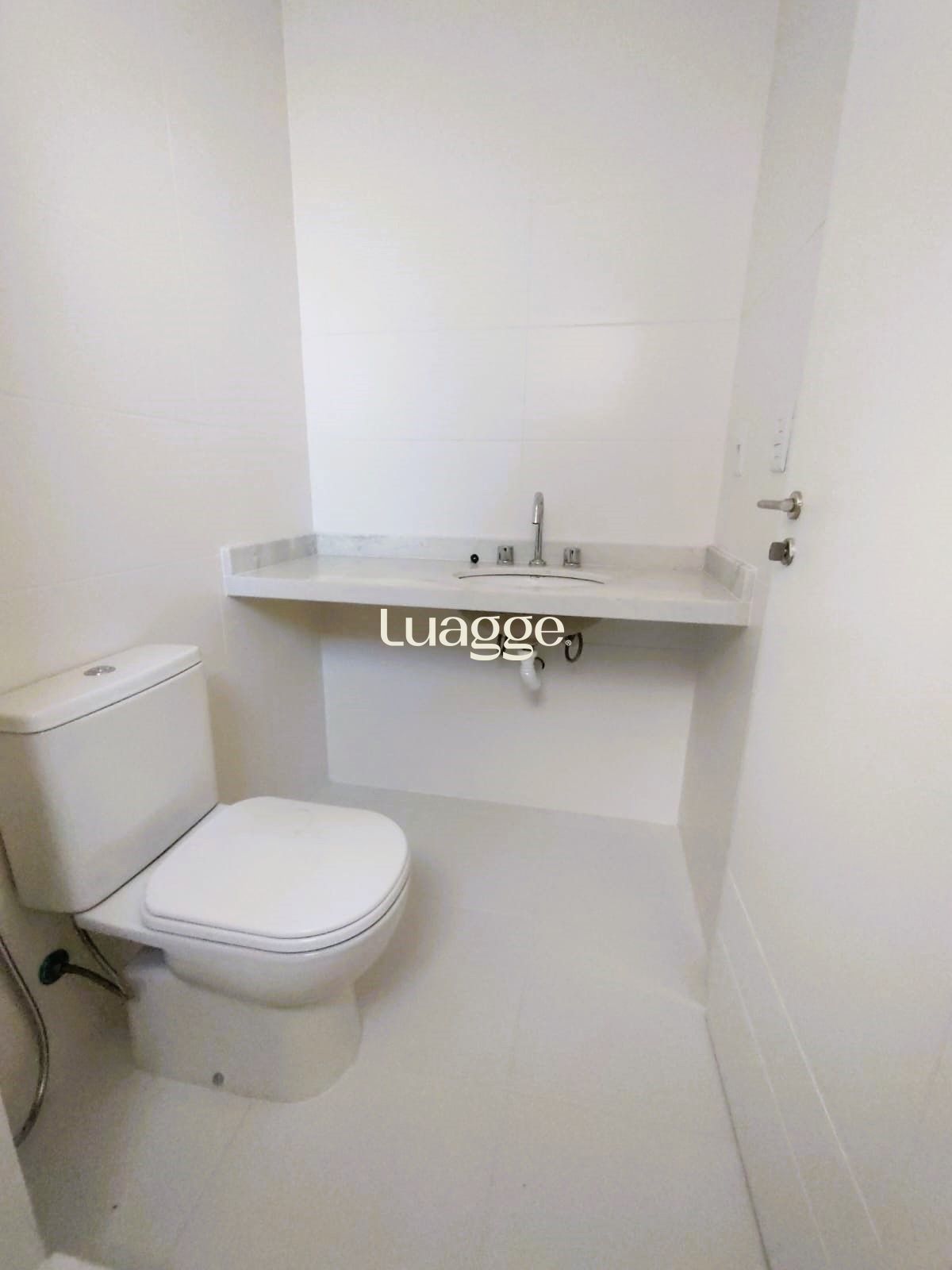 Apartamento à venda com 2 quartos, 69m² - Foto 28