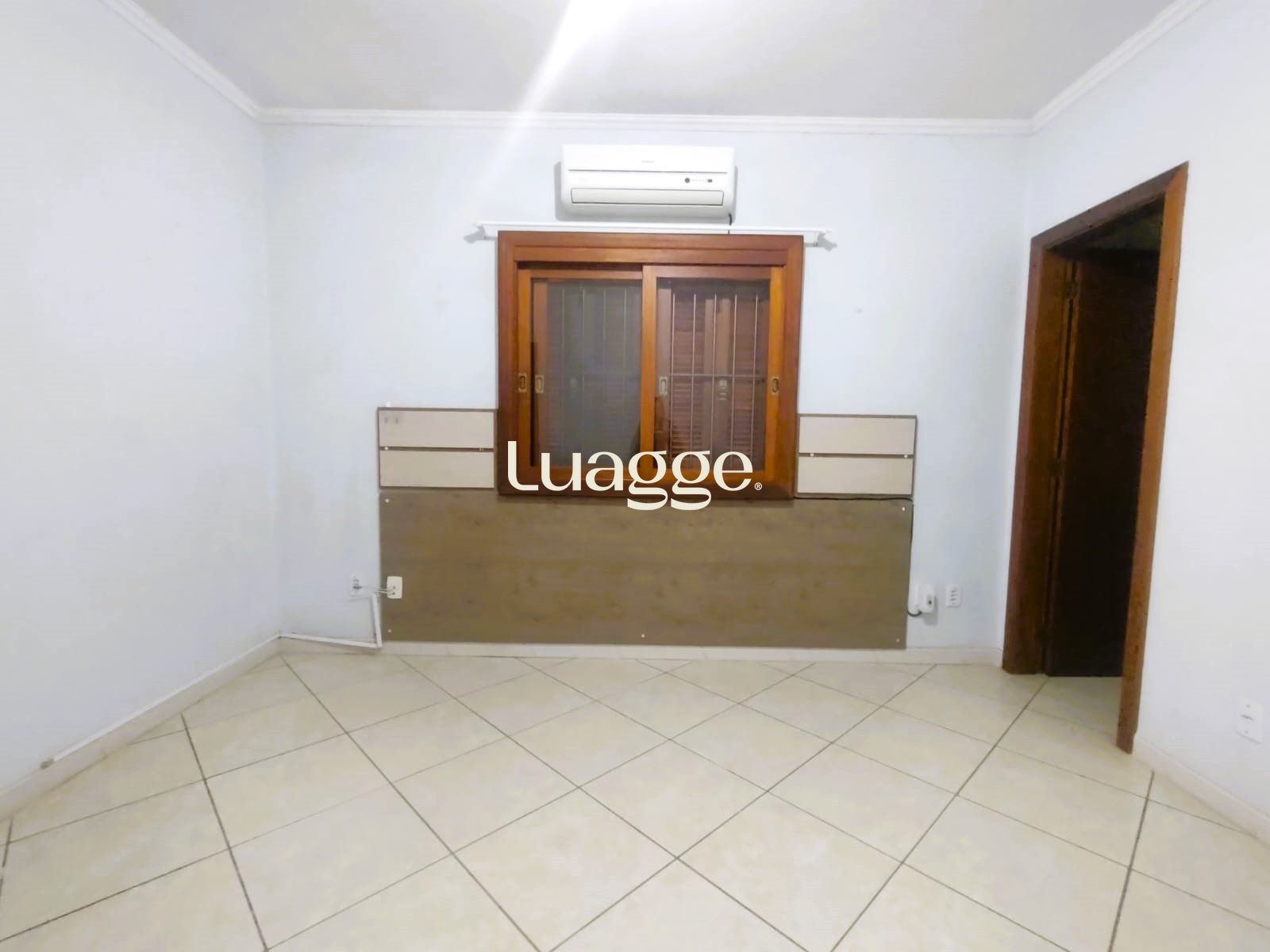 Casa, 4 quartos, 200 m² - Foto 37