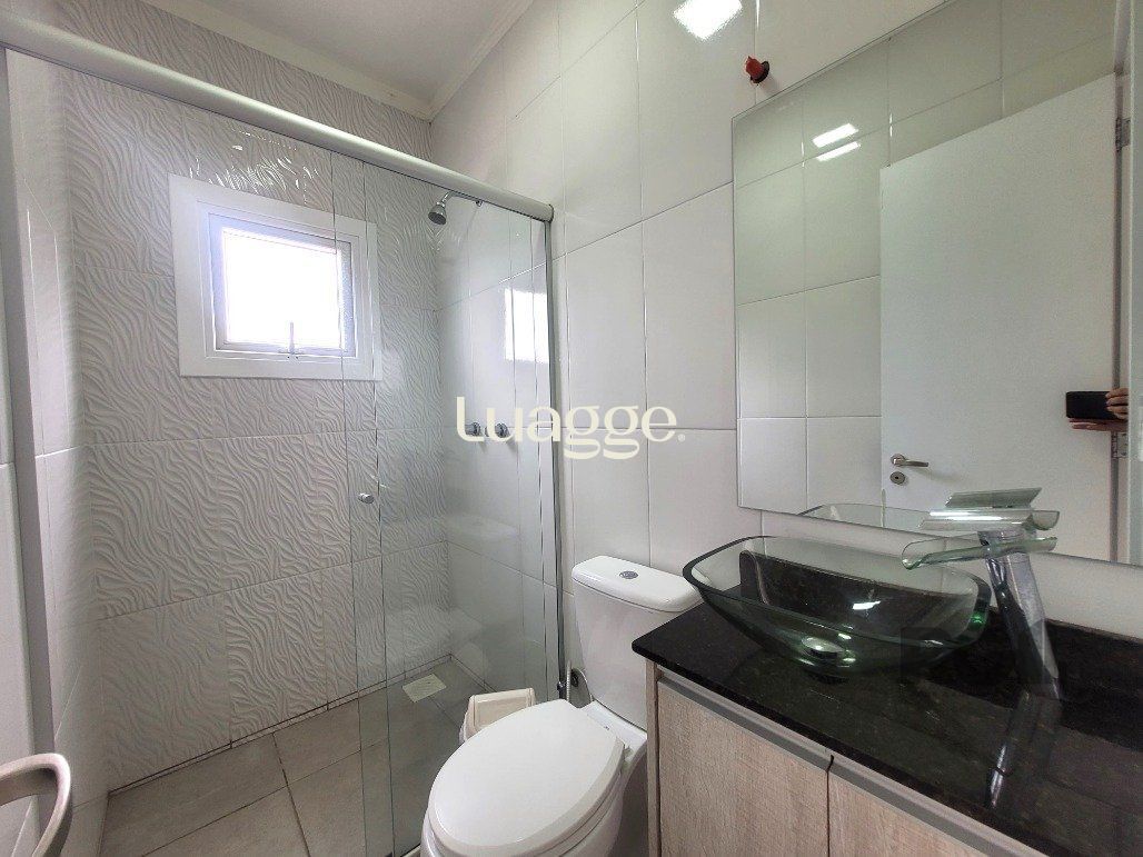 Casa de Condomínio à venda com 3 quartos, 220m² - Foto 29