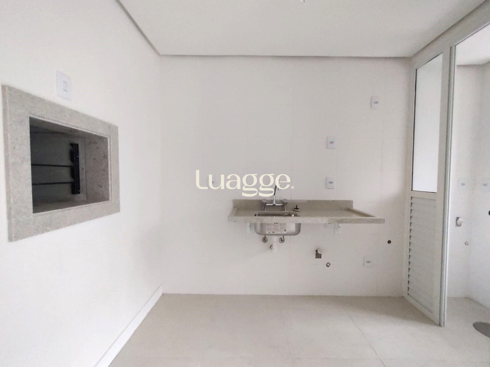 Apartamento à venda com 1 quarto, 43m² - Foto 5