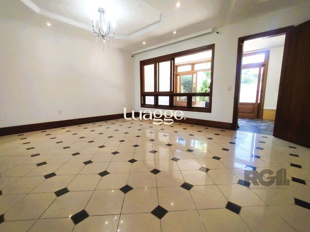 Casa à venda com 3 quartos, 277m² - Foto 13