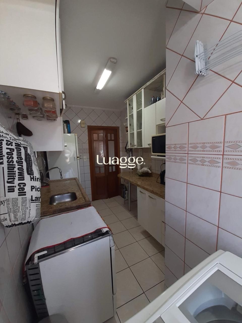 Apartamento à venda com 2 quartos, 75m² - Foto 13