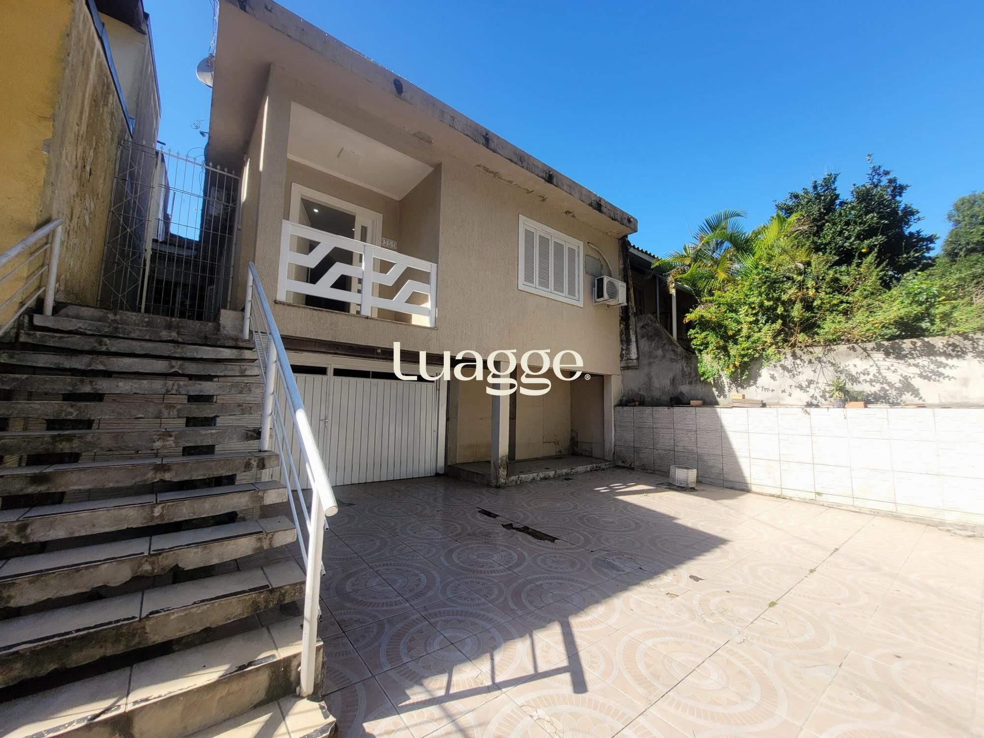 Casa à venda com 2 quartos, 136m² - Foto 2