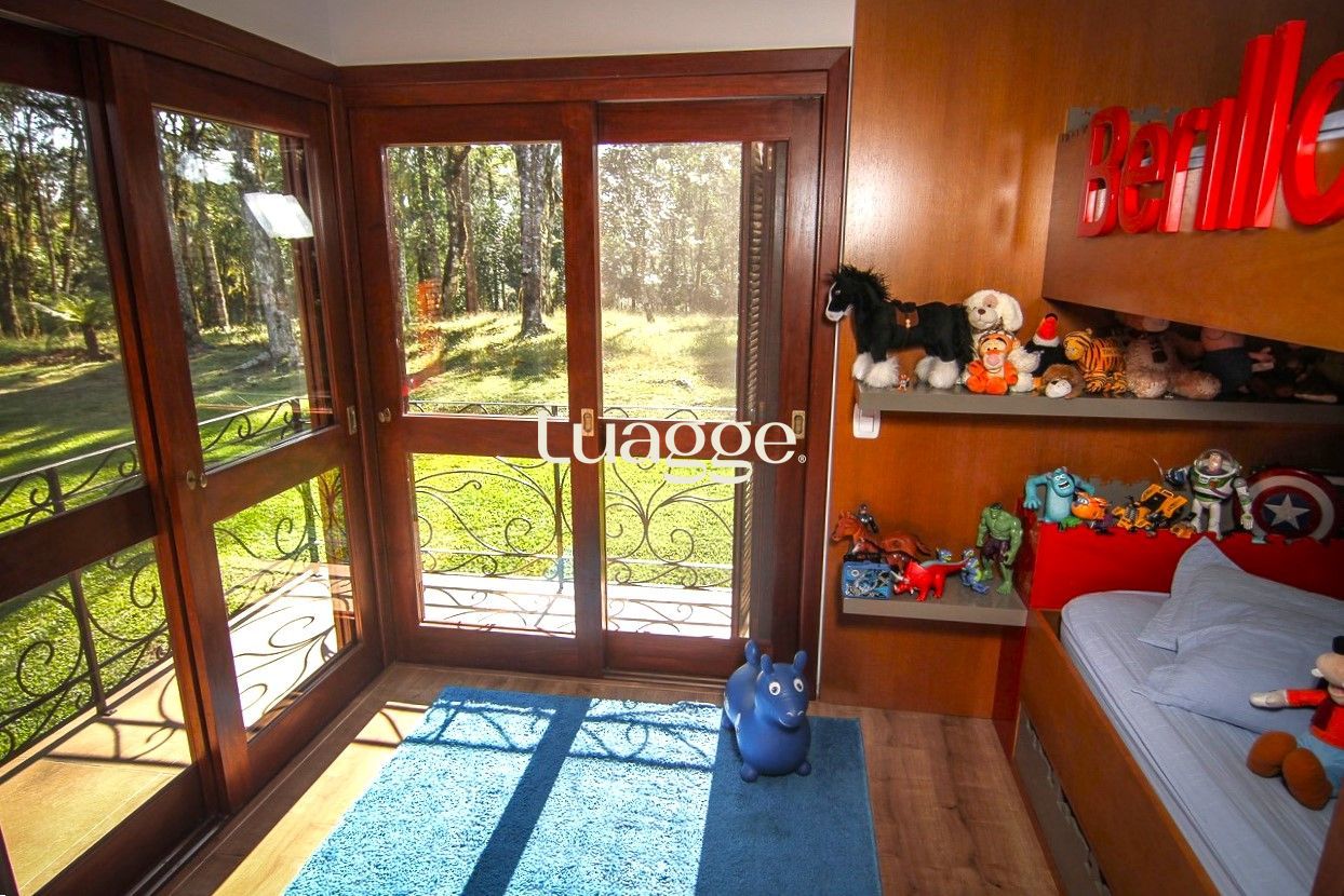 Casa à venda com 3 quartos, 234m² - Foto 19