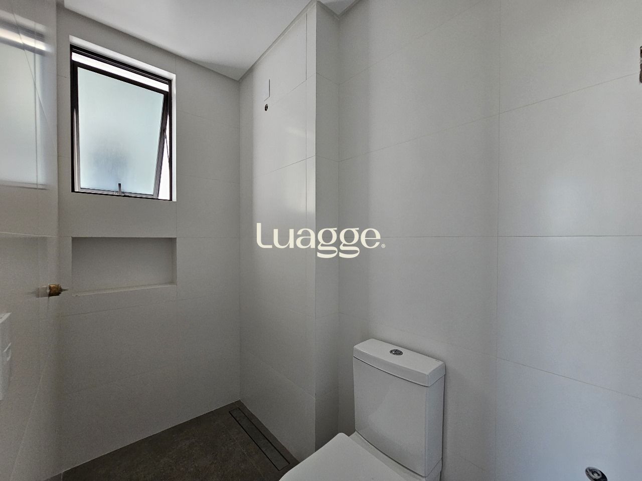 Apartamento à venda com 3 quartos, 137m² - Foto 31
