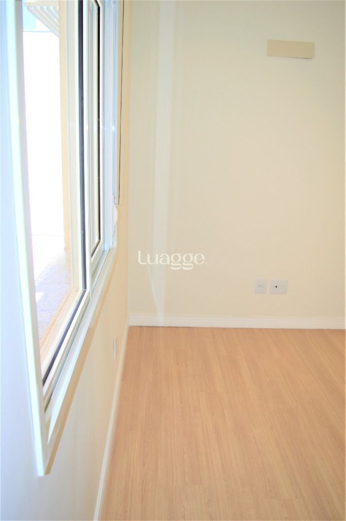 Apartamento à venda com 2 quartos, 95m² - Foto 17