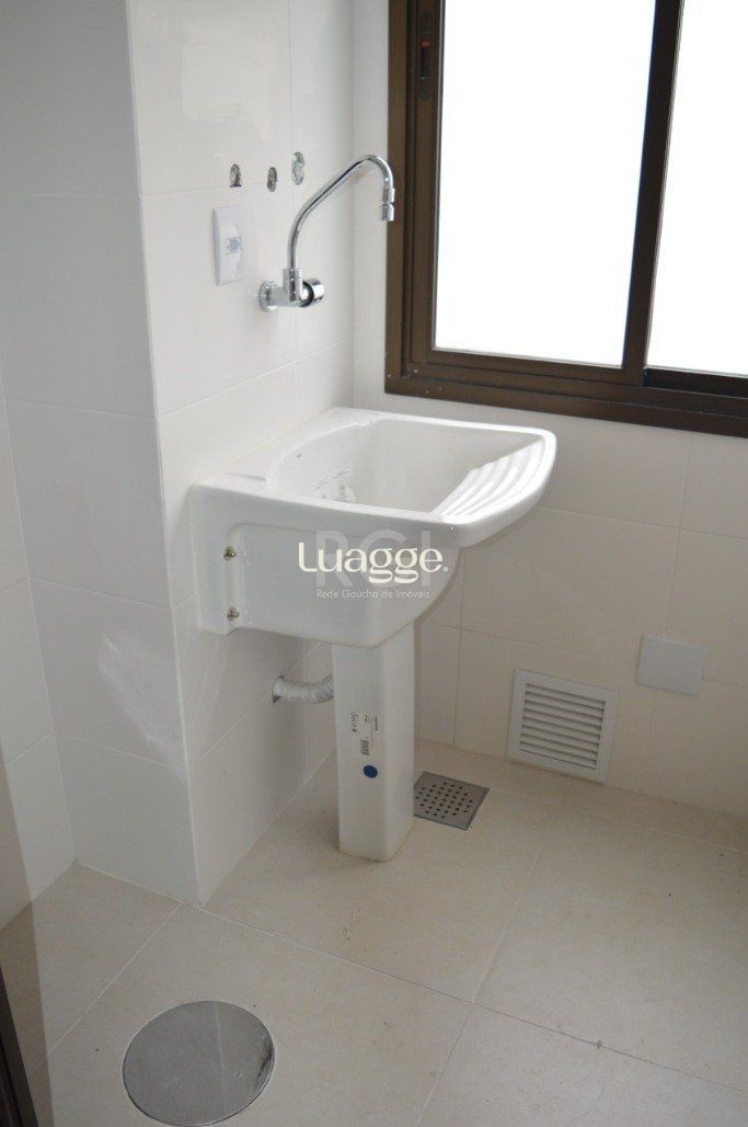Apartamento à venda com 2 quartos, 62m² - Foto 12