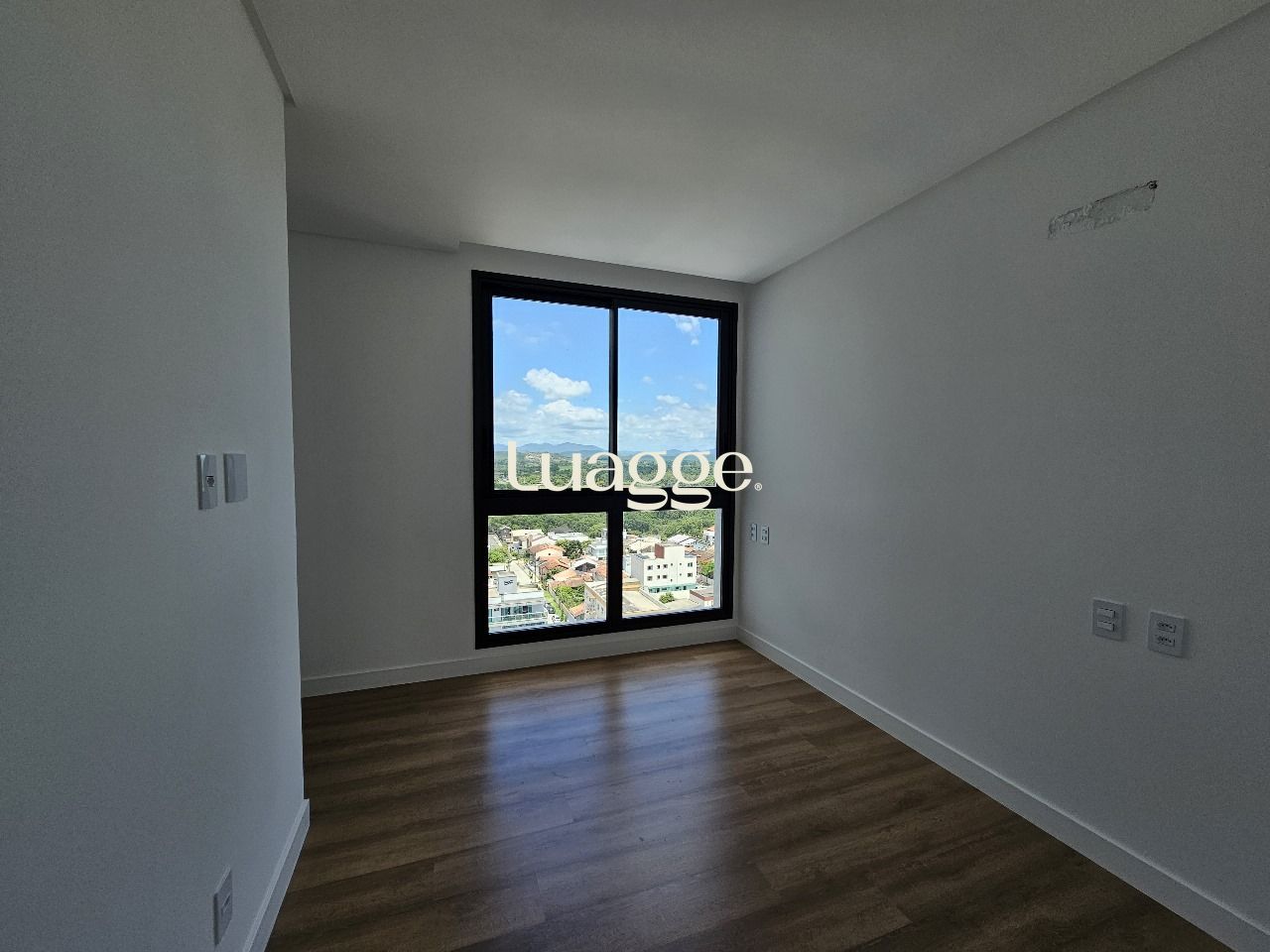 Apartamento à venda com 3 quartos, 137m² - Foto 32