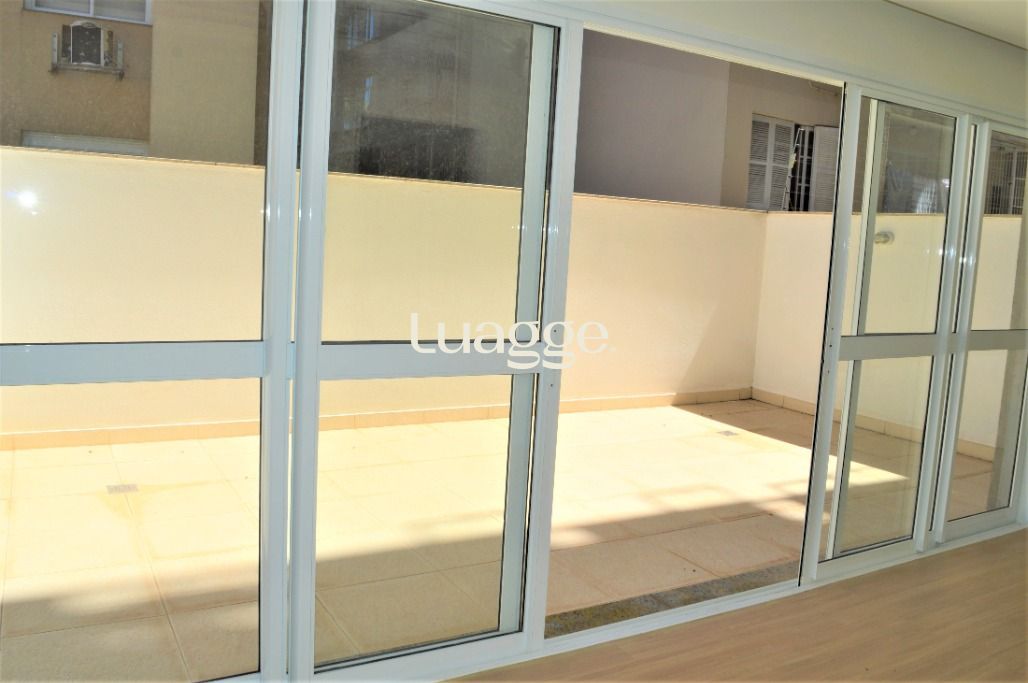 Apartamento à venda com 2 quartos, 95m² - Foto 13