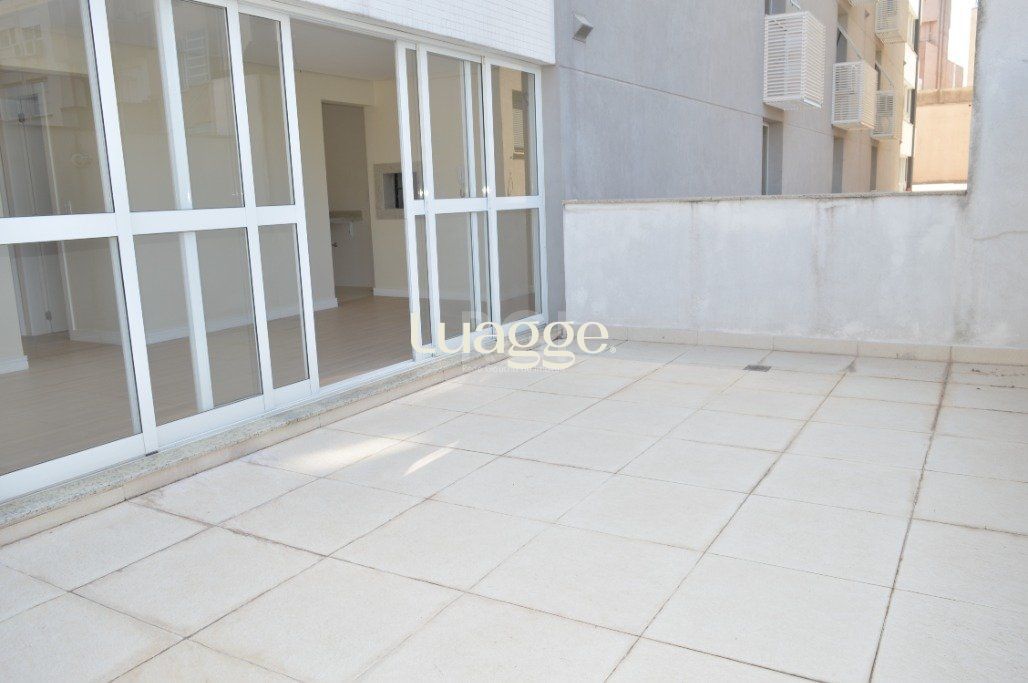 Apartamento à venda com 2 quartos, 88m² - Foto 28