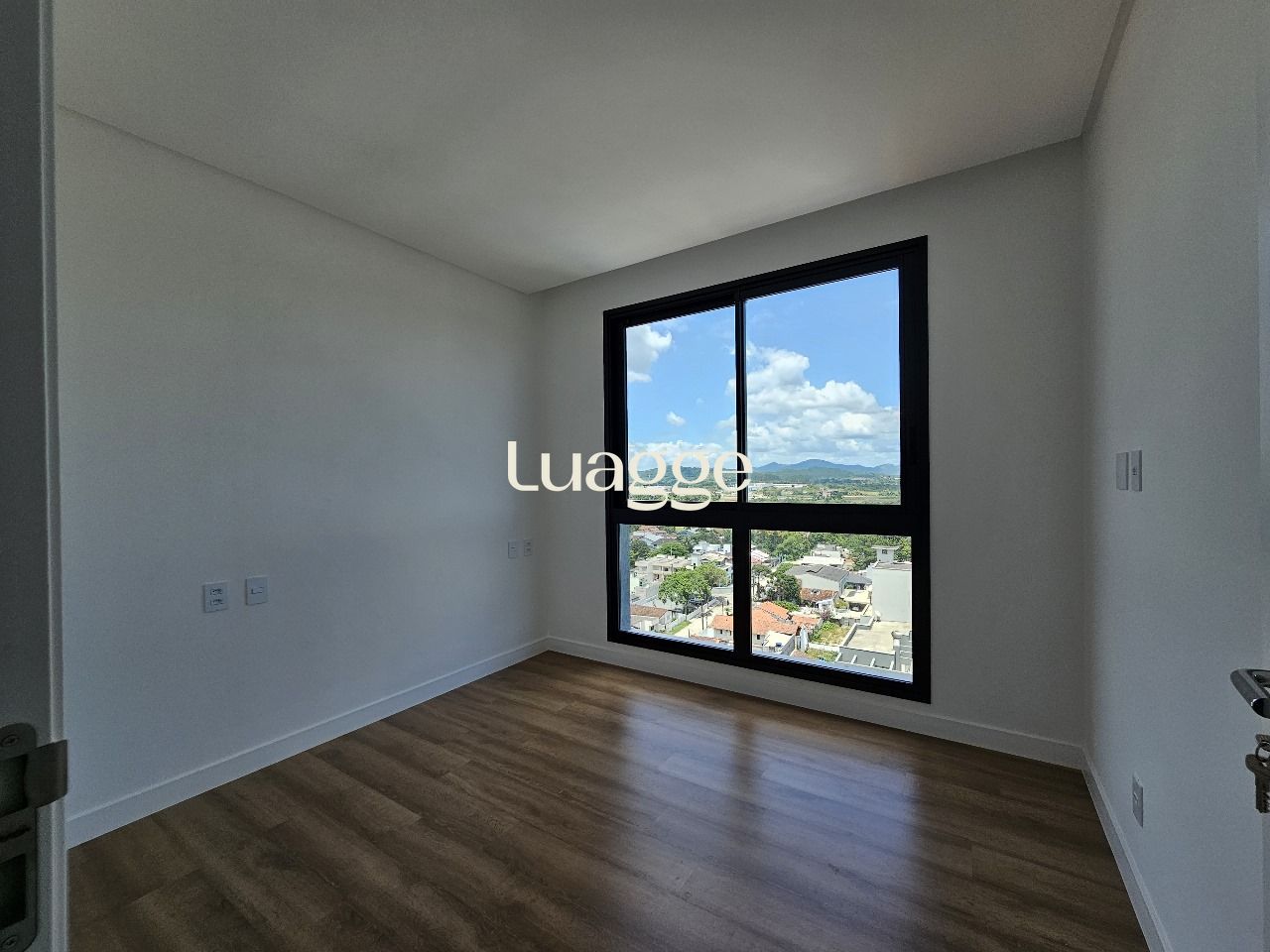 Apartamento à venda com 3 quartos, 137m² - Foto 35