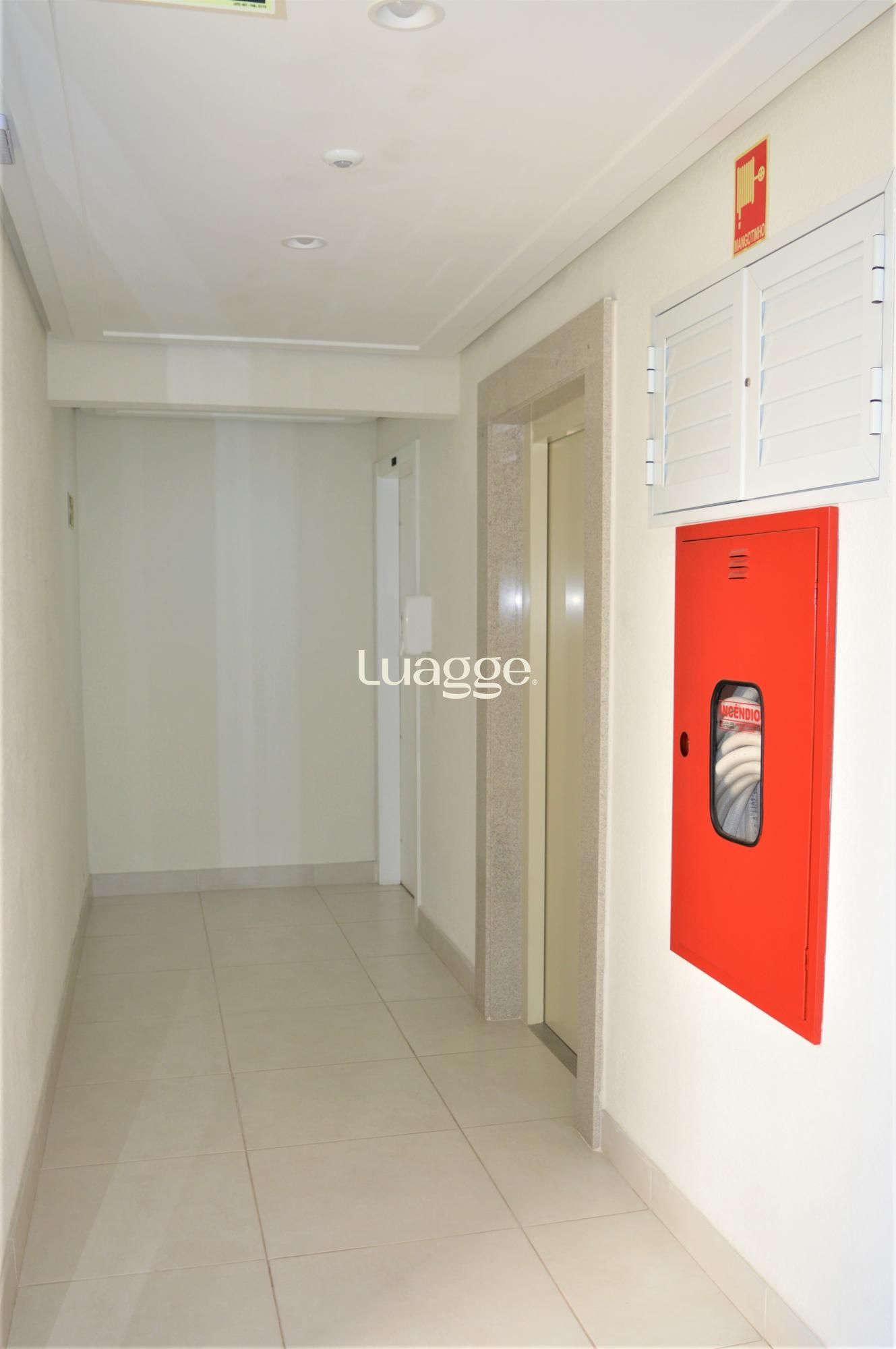 Apartamento à venda com 2 quartos, 69m² - Foto 7