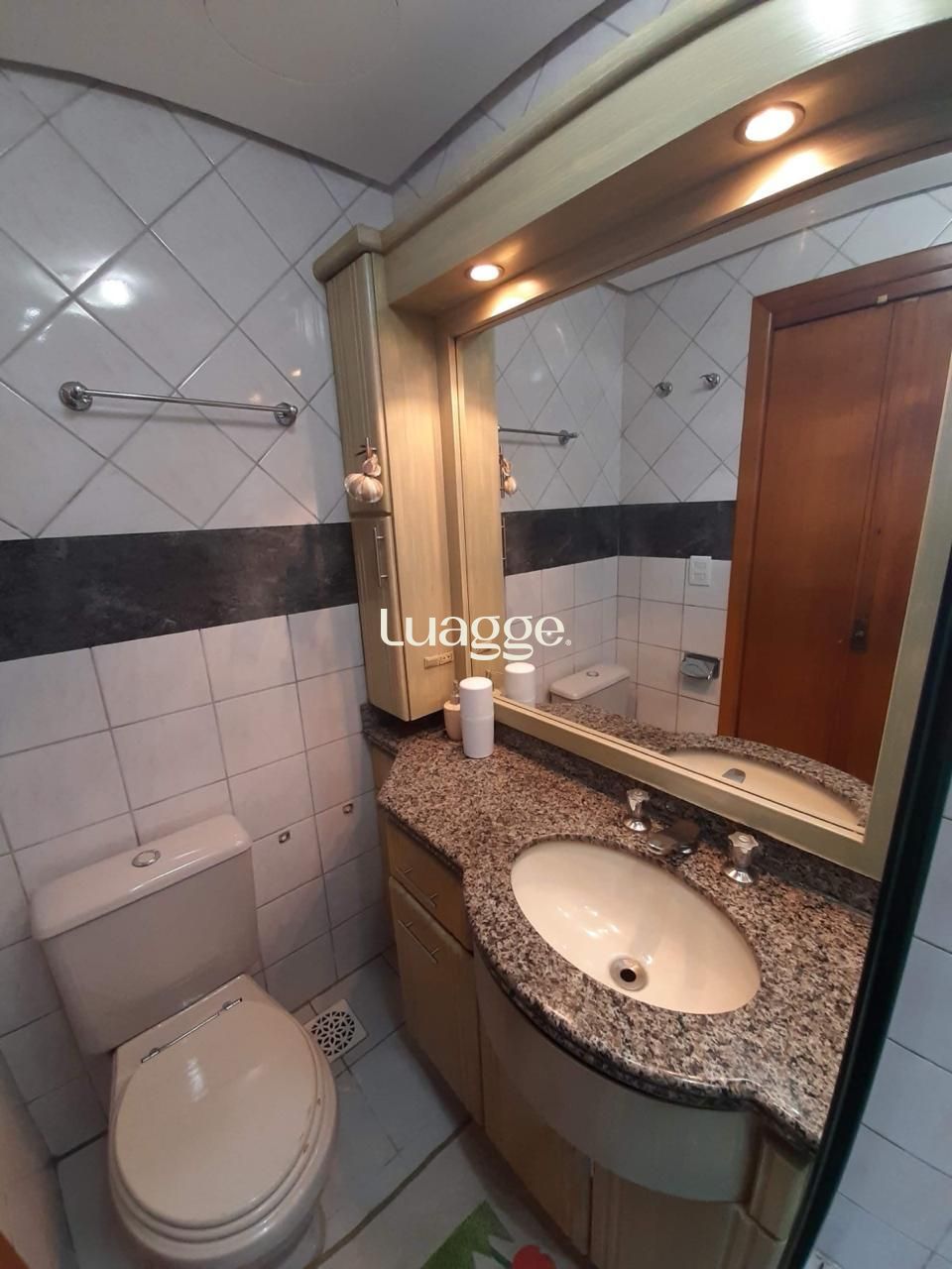 Apartamento à venda com 2 quartos, 75m² - Foto 12