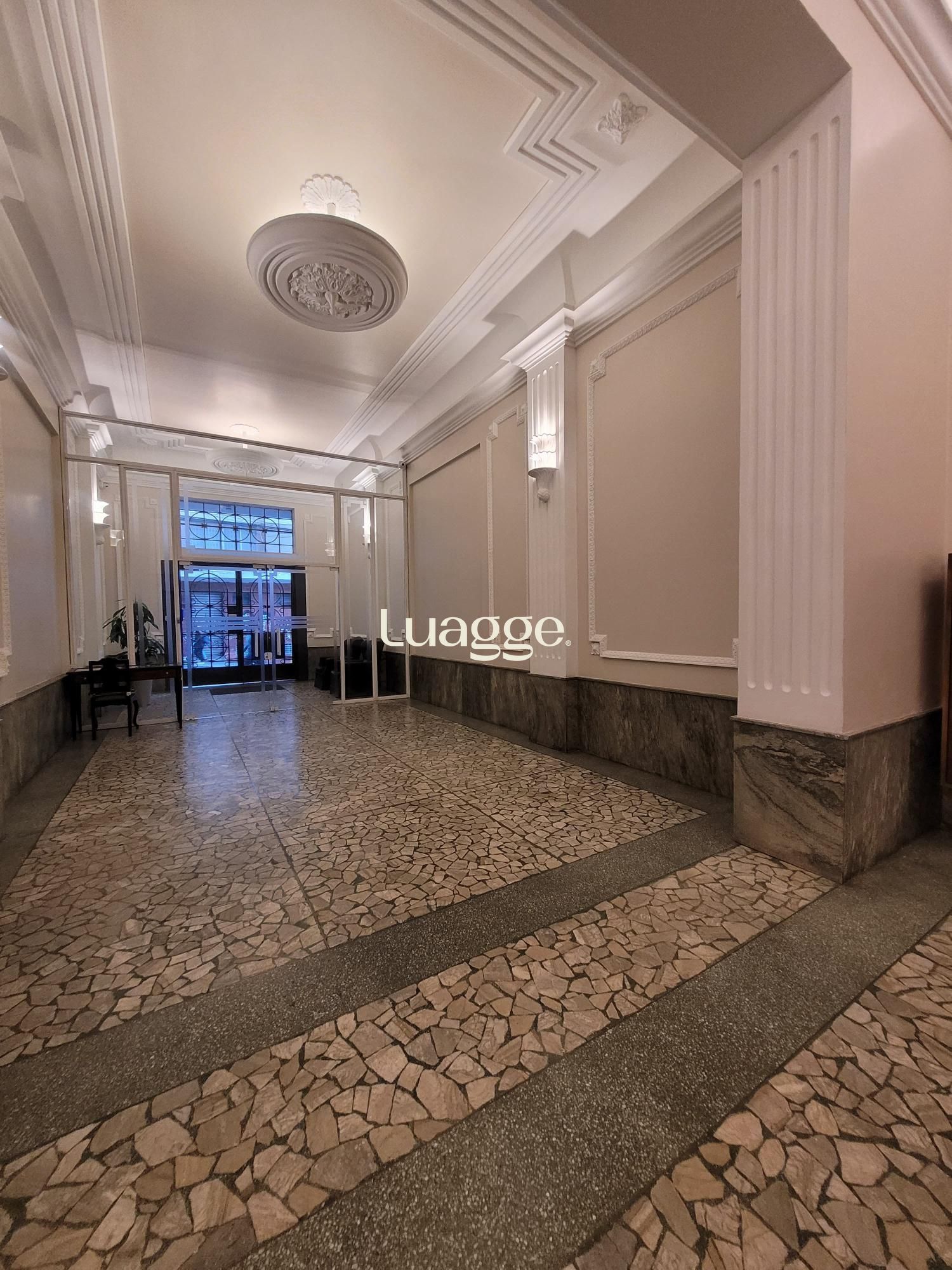 Apartamento à venda com 2 quartos, 103m² - Foto 2
