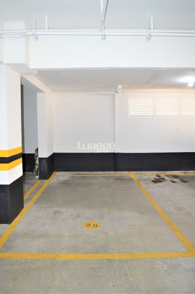 Apartamento à venda com 2 quartos, 95m² - Foto 28