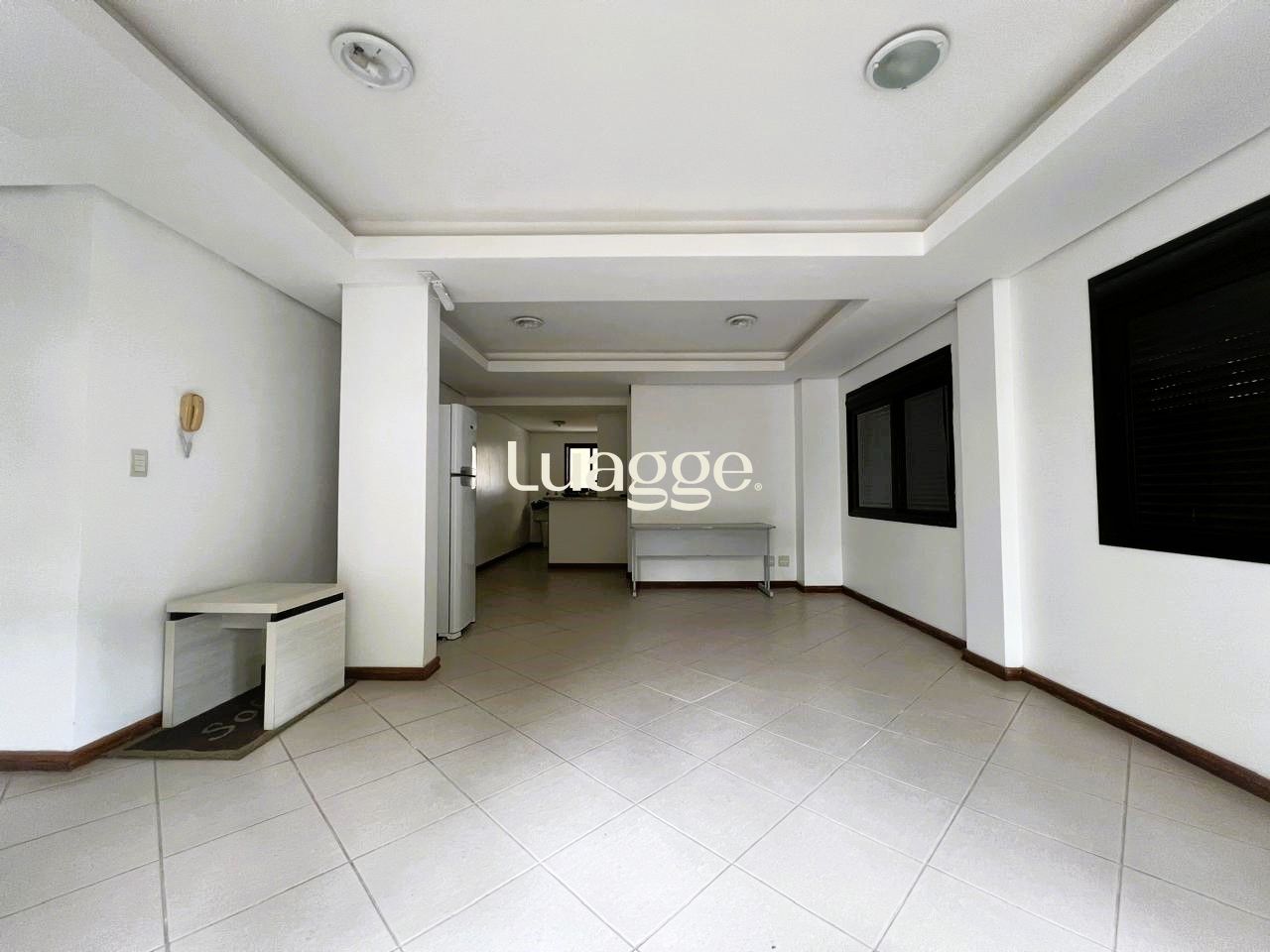 Apartamento à venda com 1 quarto, 43m² - Foto 21