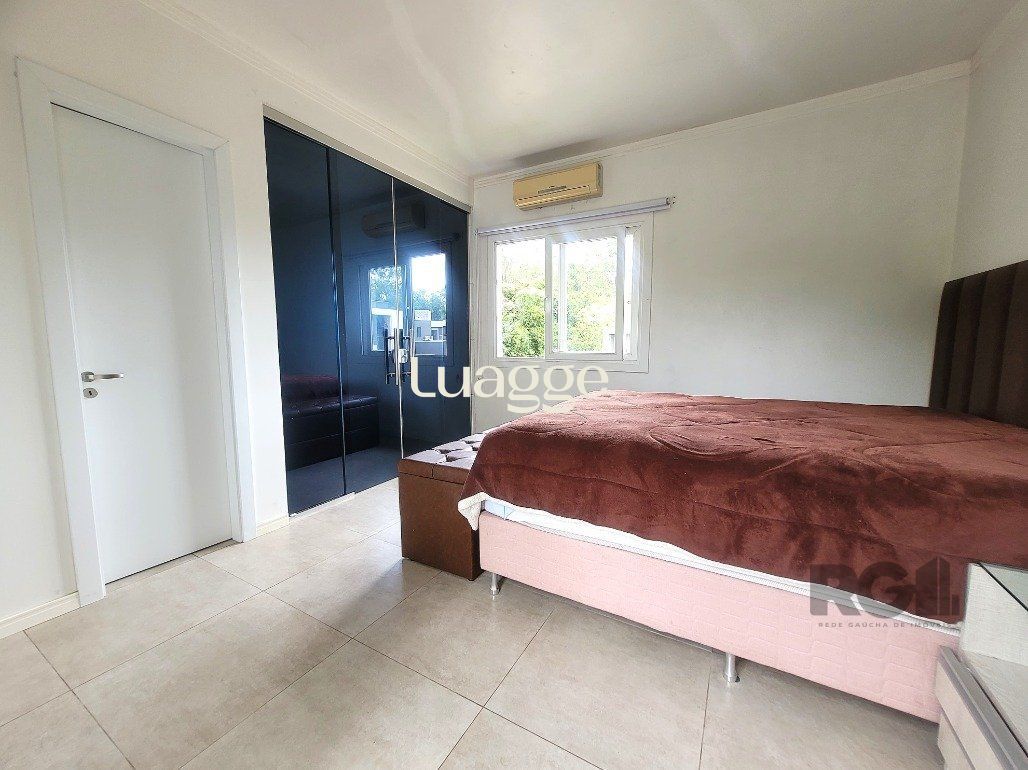 Casa de Condomínio à venda com 3 quartos, 220m² - Foto 32