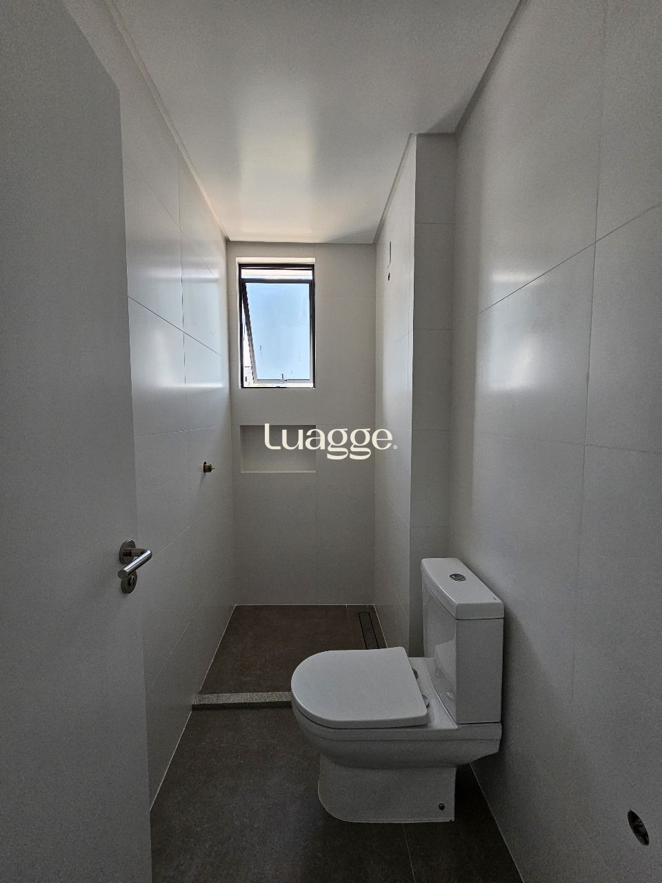 Apartamento à venda com 3 quartos, 137m² - Foto 28