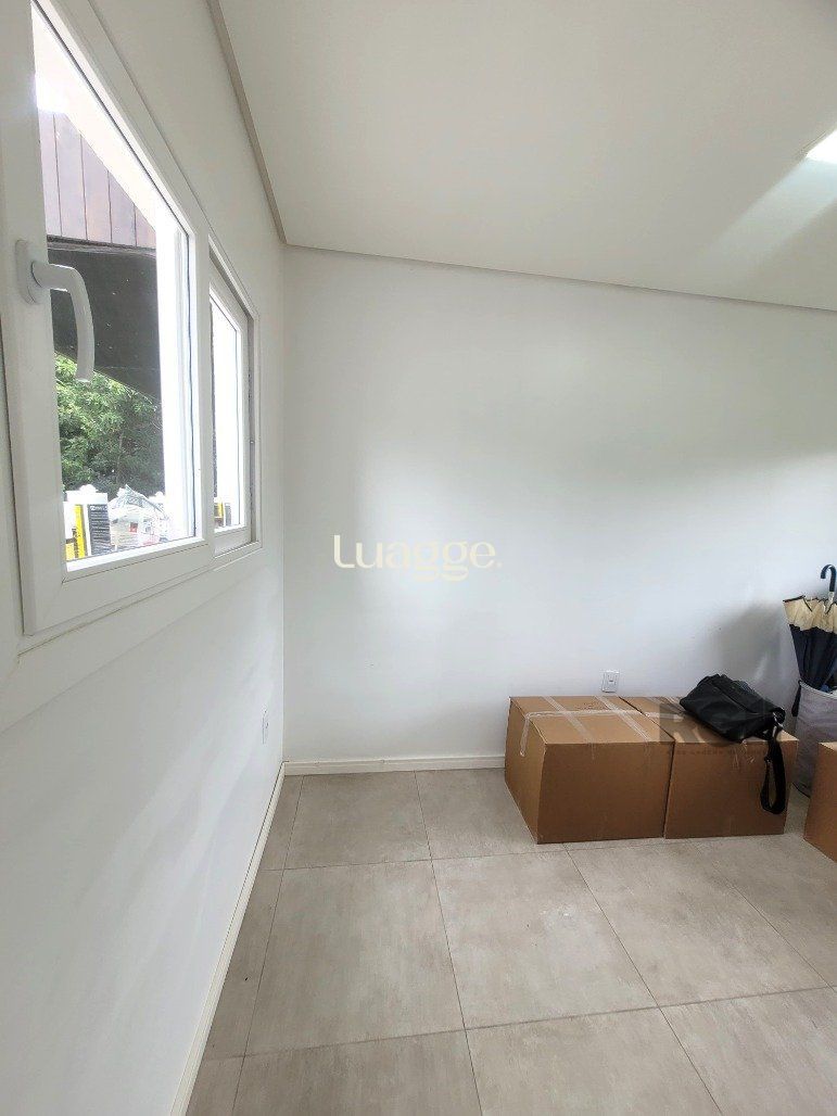 Casa de Condomínio à venda com 3 quartos, 220m² - Foto 18