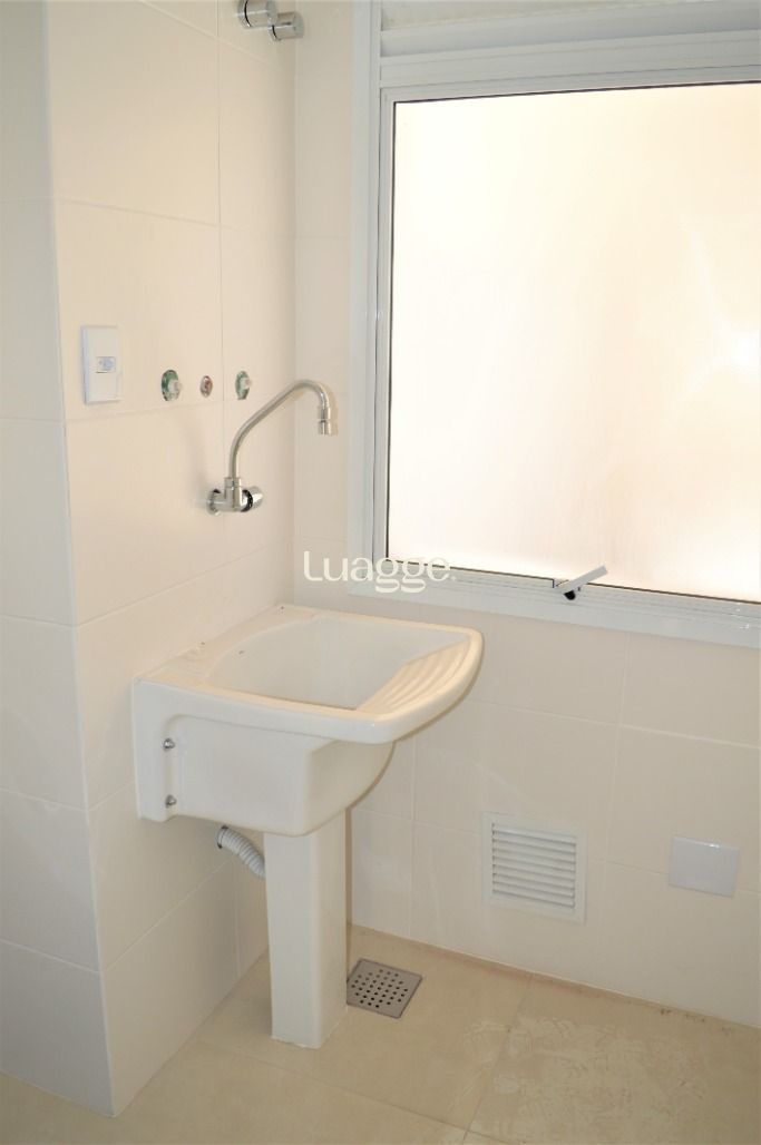 Apartamento à venda com 2 quartos, 95m² - Foto 5