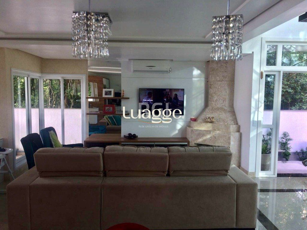 Casa de Condomínio à venda com 3 quartos, 212m² - Foto 3
