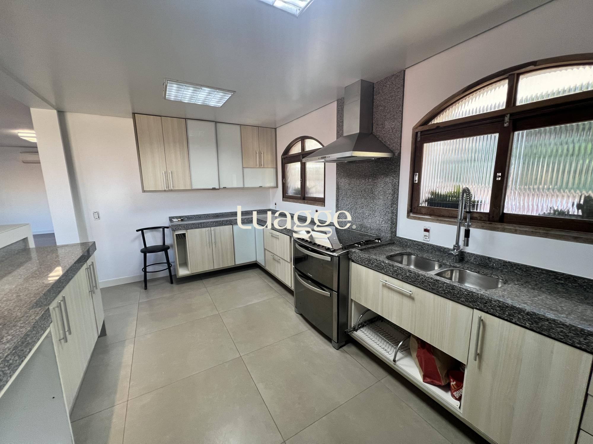 Casa à venda com 4 quartos, 502m² - Foto 6