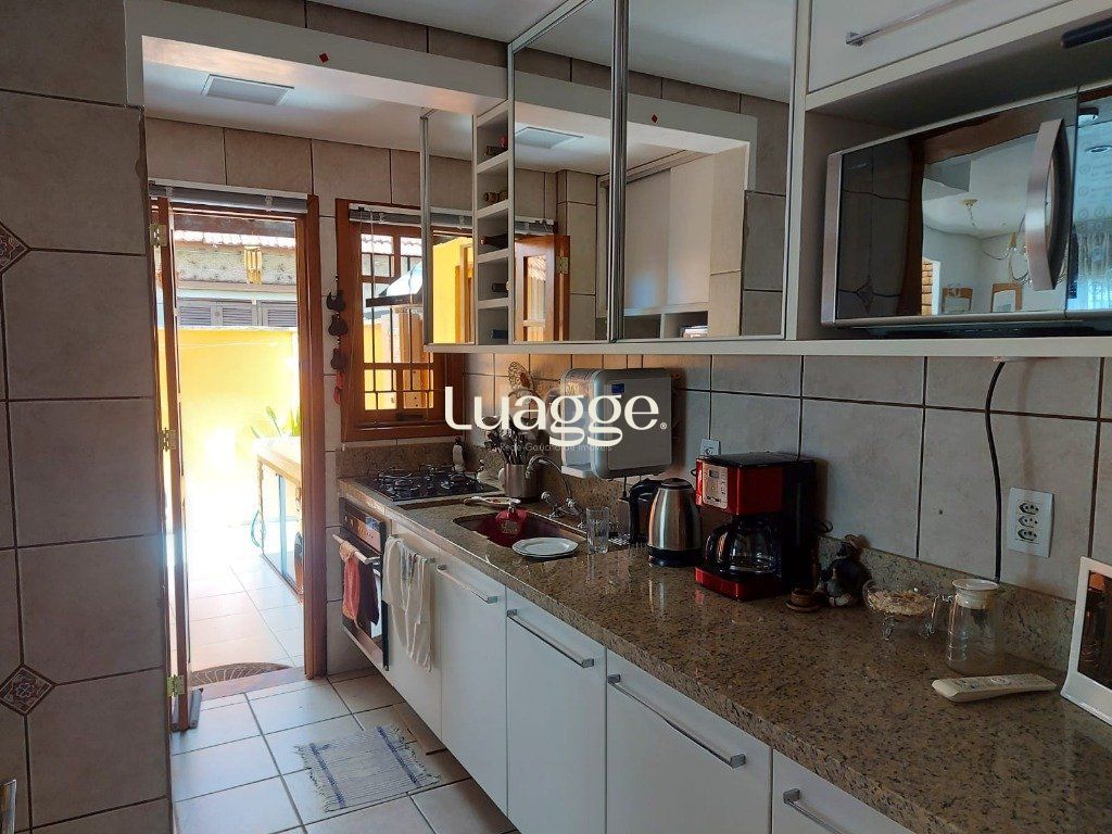 Casa de Condomínio à venda com 3 quartos, 234m² - Foto 14