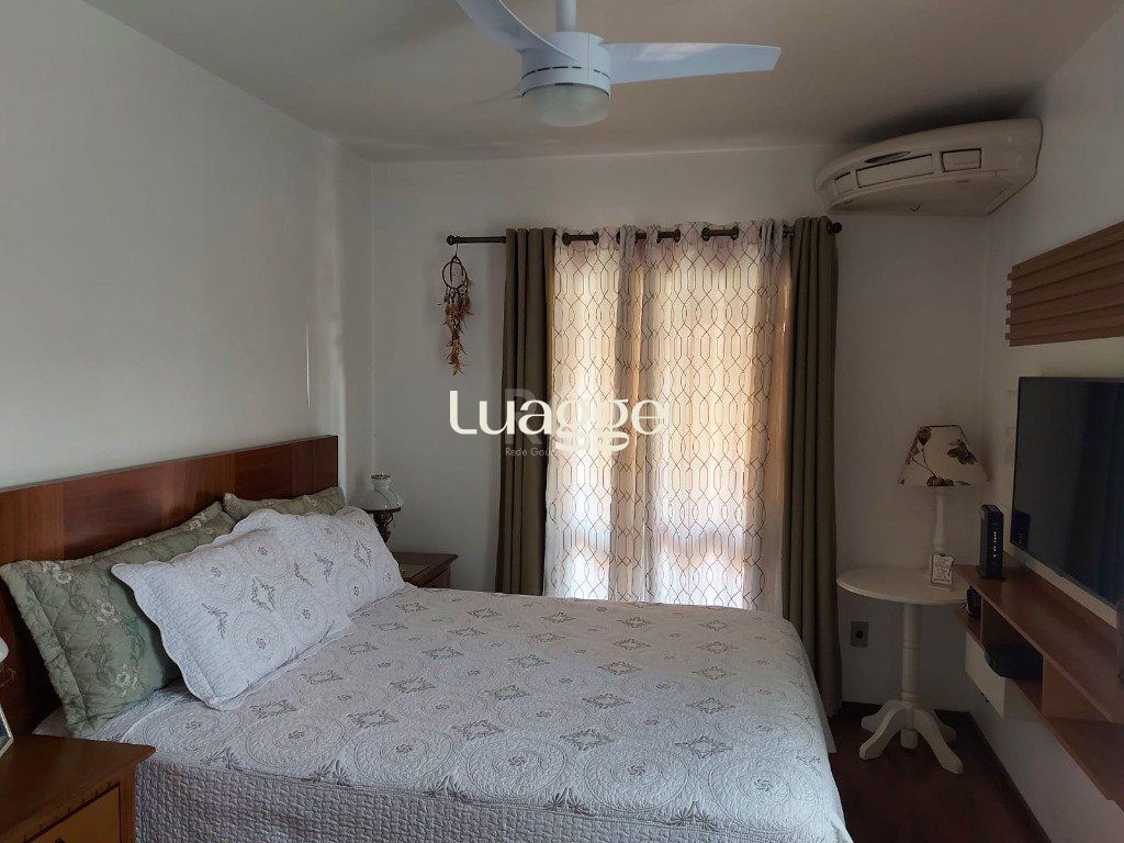 Casa de Condomínio à venda com 3 quartos, 234m² - Foto 18