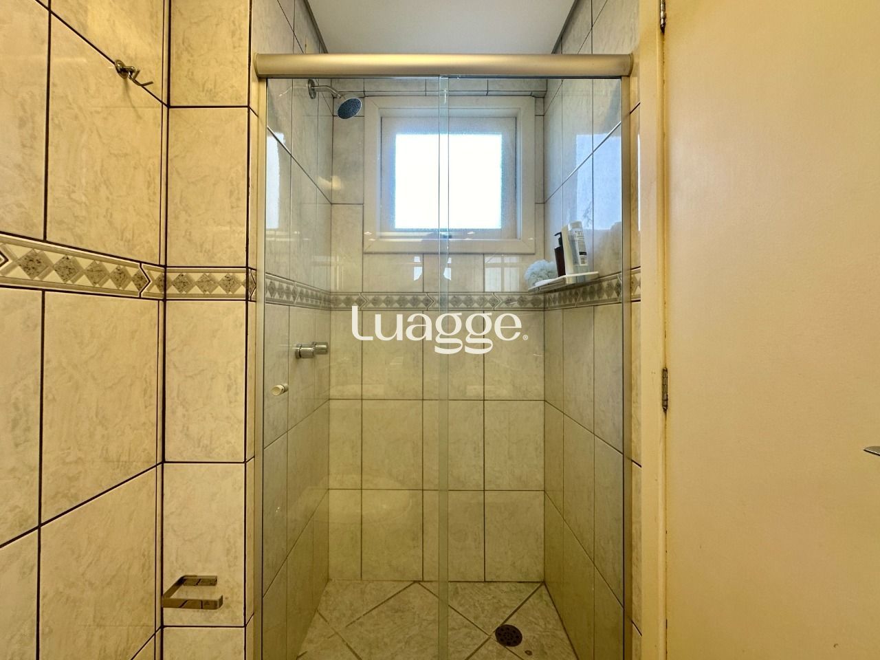 Depósito-Galpão-Armazém à venda com 3 quartos, 181m² - Foto 11
