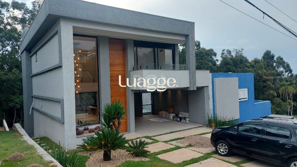 Casa de Condomínio à venda com 3 quartos, 222m² - Foto 1