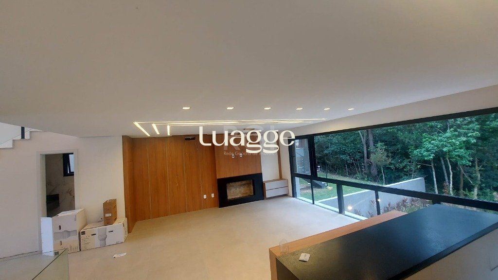 Casa de Condomínio à venda com 3 quartos, 222m² - Foto 5
