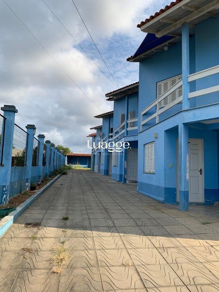 Casa de Condomínio à venda com 3 quartos, 120m² - Foto 2