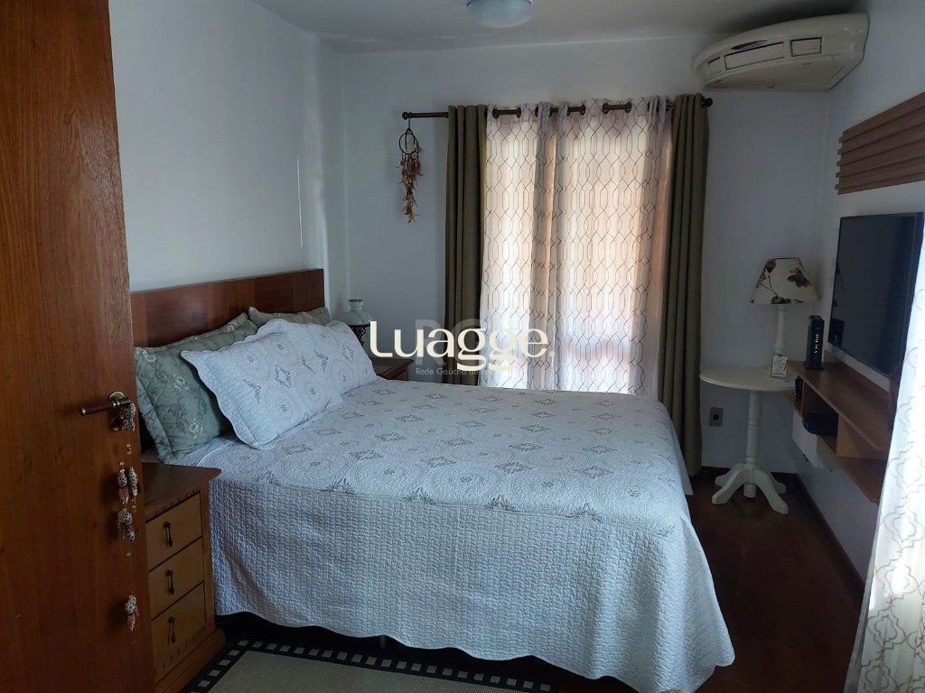 Casa de Condomínio à venda com 3 quartos, 234m² - Foto 19