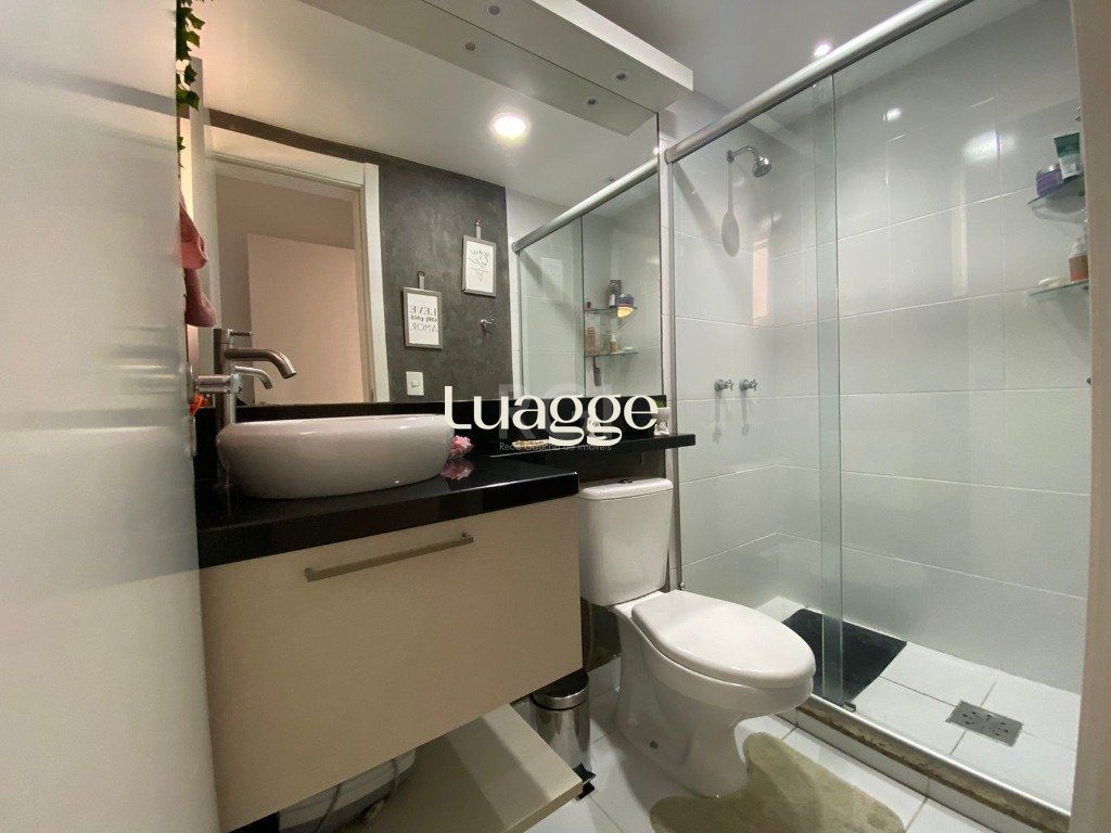 Apartamento à venda com 2 quartos, 67m² - Foto 15
